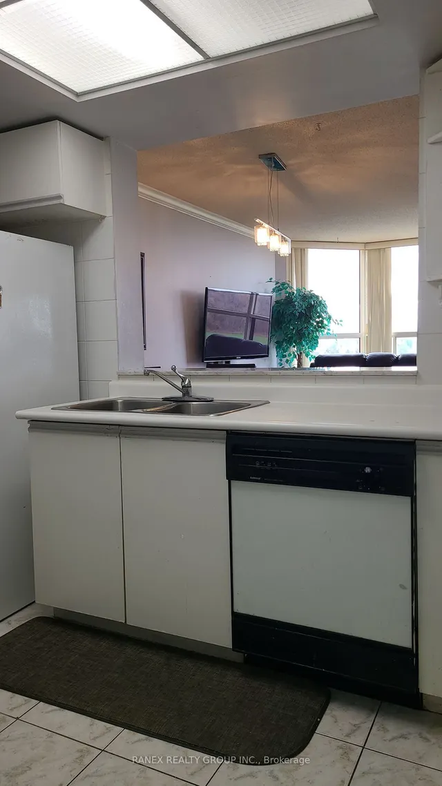 Additional image 11 of 6 Humberline Dr Unit 620