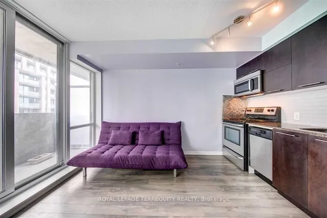 Additional image 7 of 20 Joe Shuster Way Unit 808