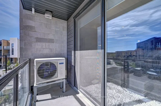 Additional image 37 of 261 Woodbine Ave