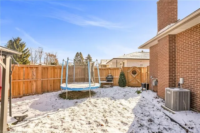 Additional image 40 of 63 Gibson Dr