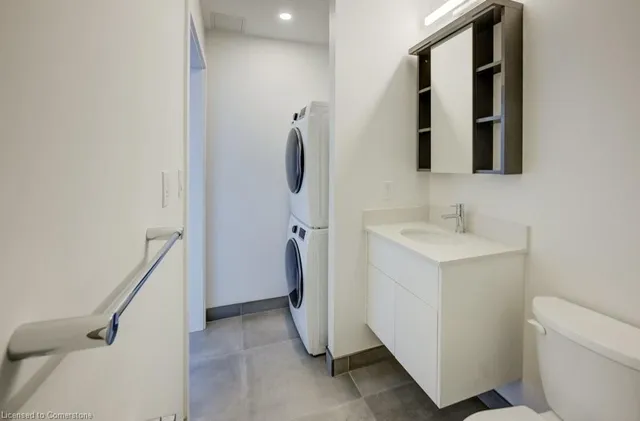 Additional image 21 of 60 Frederick St Unit 1805