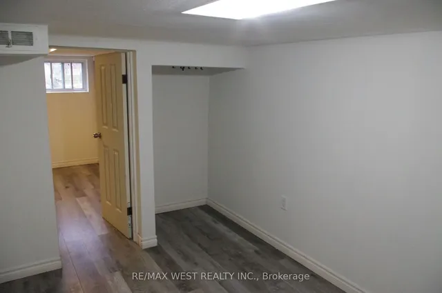 Additional image 20 of 59 Fairfield Ave