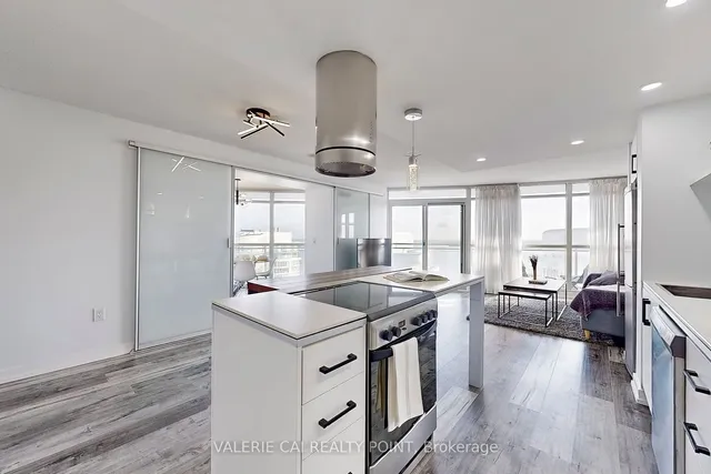 Additional image 11 of 38 Dan Leckie Way Unit 1612