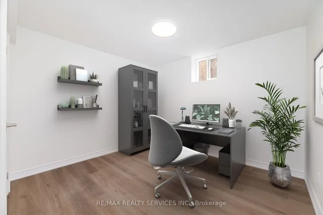 Additional image 24 of 18 Marawa Crt