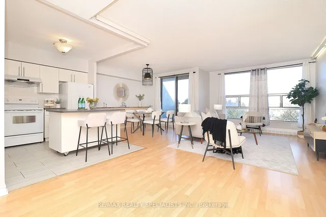 Additional image 11 of 1705 MCCOWAN Rd Unit 411