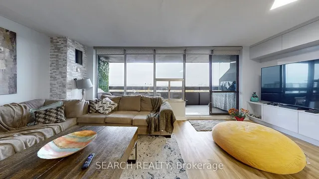 Additional image 7 of 11 Wincott Dr Unit 1912