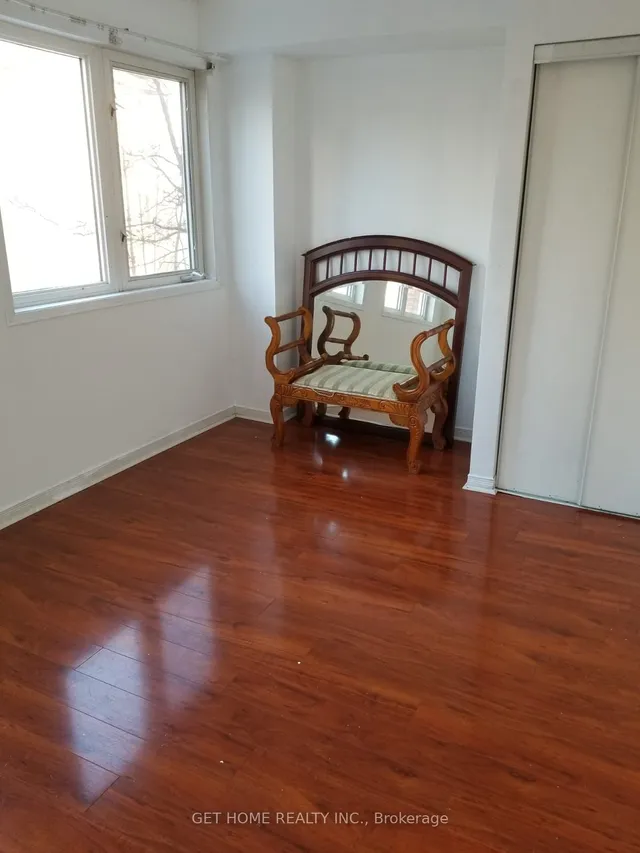 Additional image 9 of 19 Rosebank Dr Unit 106