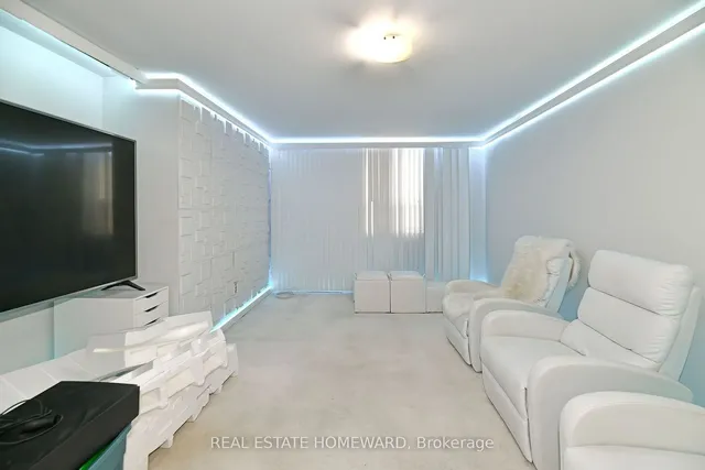 Additional image 9 of 1 Massey Sq Unit 2410