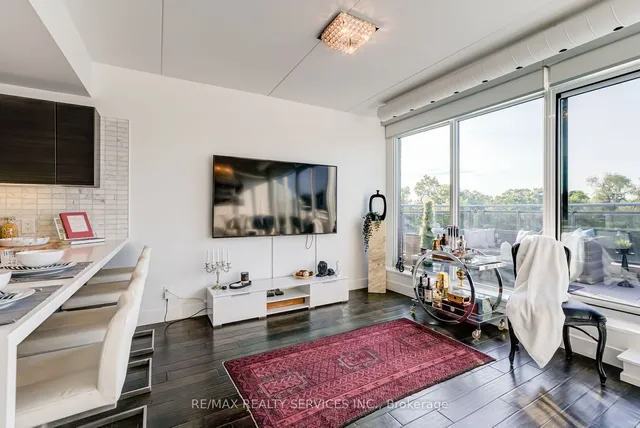 Additional image 18 of 588 Annette St Unit 503