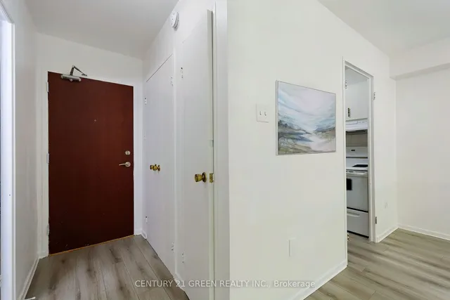 Additional image 9 of 360 Ridelle Ave Unit #106
