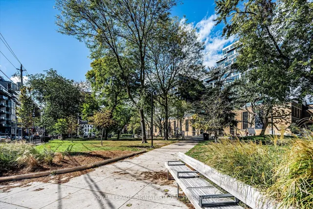 Additional image 29 of 23 Brant St Unit 305