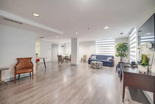 Additional image 34 of 43 Eglinton Ave Unit 605