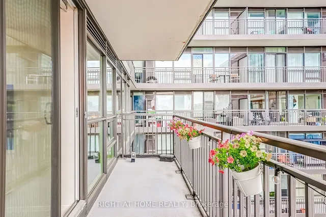 Additional image 12 of 3091 Dufferin St Unit 520
