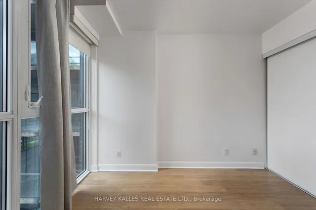 Additional image 21 of 478 King St Unit 301