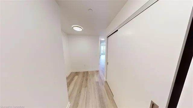 Additional image 3 of 15 Wellington St Unit 1704