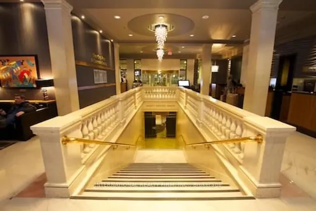 Additional image 19 of 1 King St Unit 617