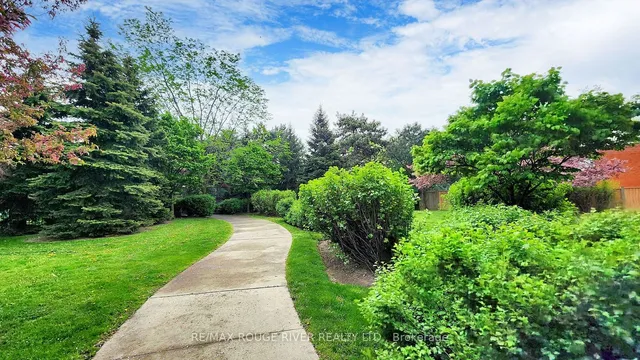 Additional image 39 of 18 Kenaston Gdns Unit 701