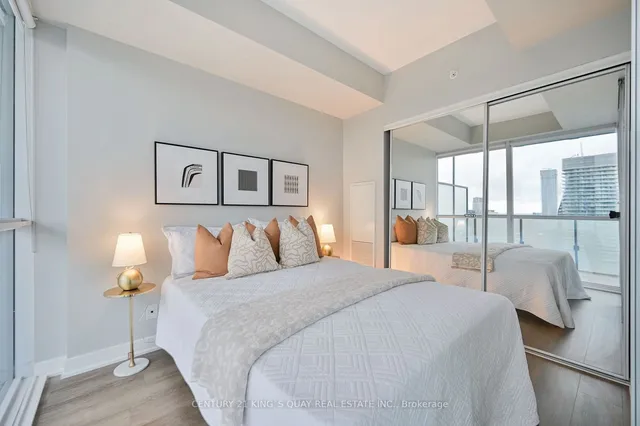 Additional image 23 of 15 Grenville St Unit 5004