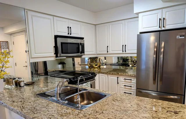 Additional image 10 of 25 Greenview Ave Unit 526