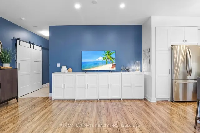 Additional image 10 of 38 Lee Centre Dr Unit Ph501