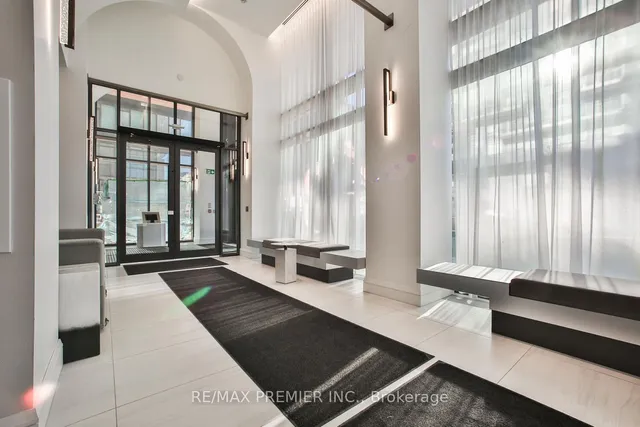 Additional image 20 of 39 Roehampton Ave Unit 3010