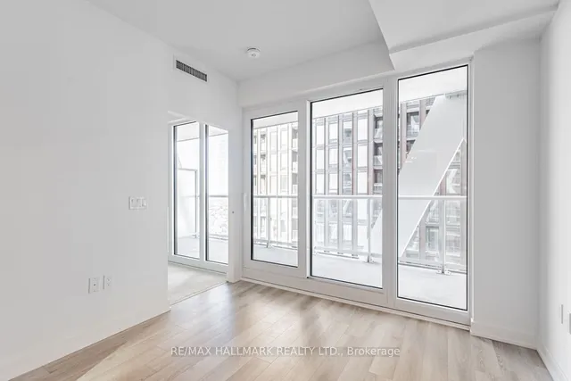 Additional image 12 of 230 Simcoe St Unit 2411