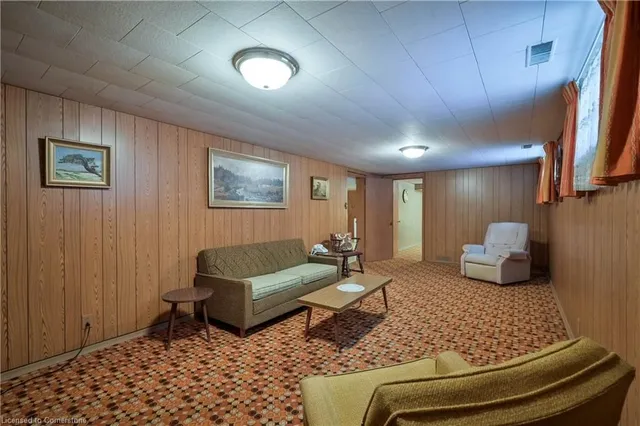 Additional image 27 of 127 Lorraine Ave