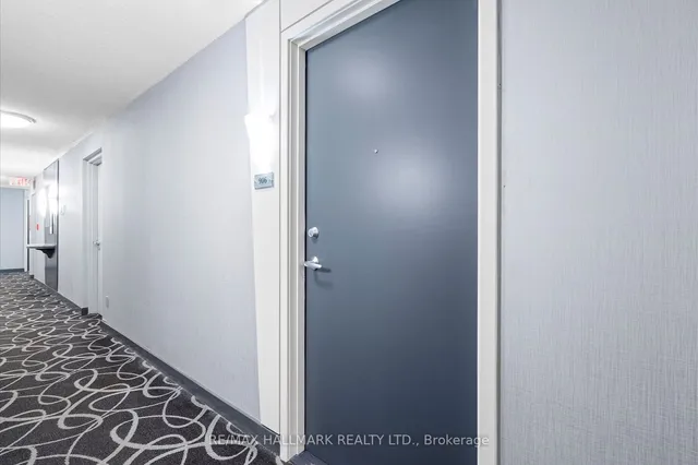 Additional image 4 of 600 Queens Quay Unit 906