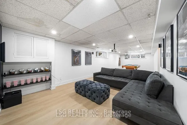 Additional image 11 of 26 Grangemill Cres