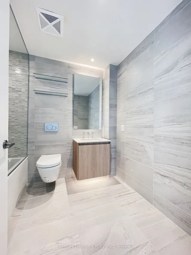 Additional image 6 of 81 Wellesley St Unit 1804