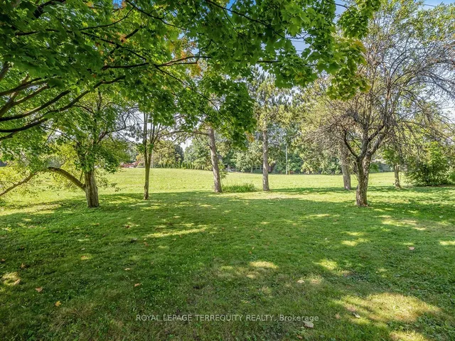 Additional image 26 of 62 Haliburton Ave