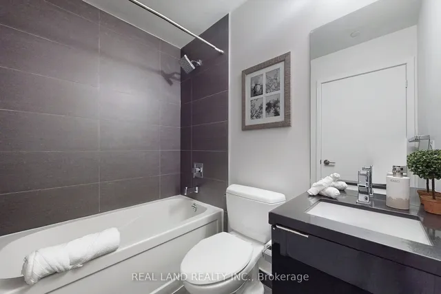 Additional image 27 of 8 Eglinton Ave Unit 608