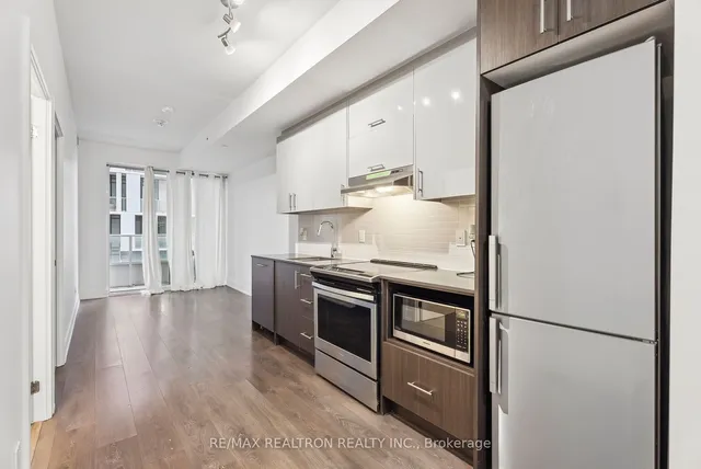 Additional image 12 of 180 Fairview Mall Dr Unit 710