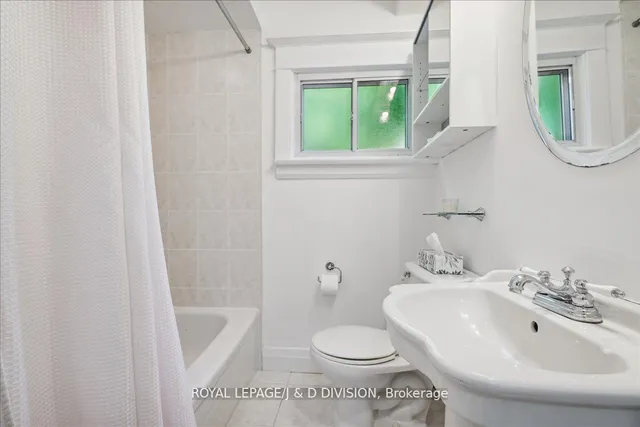 Additional image 25 of 338 St Clair Ave