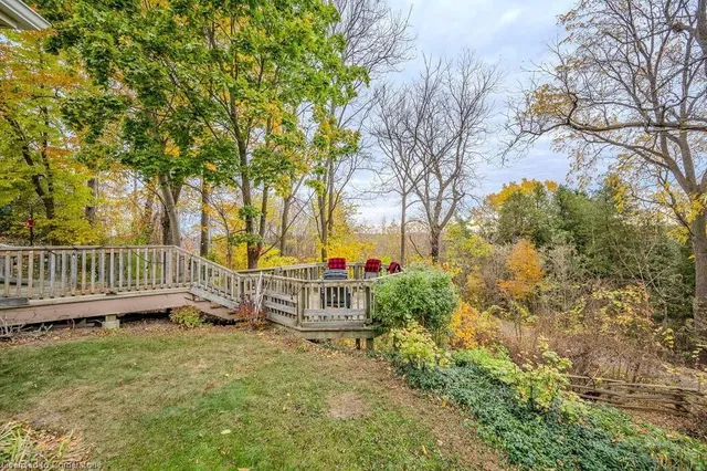Additional image 41 of 57 Tinatawa Crt