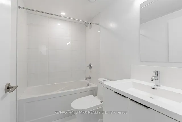 Additional image 19 of 230 Simcoe St Unit 2411