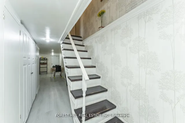 Additional image 23 of 1046 Dovercourt Rd