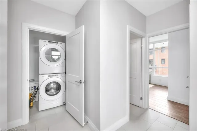 Additional image 8 of 399 Queen St S Unit 211