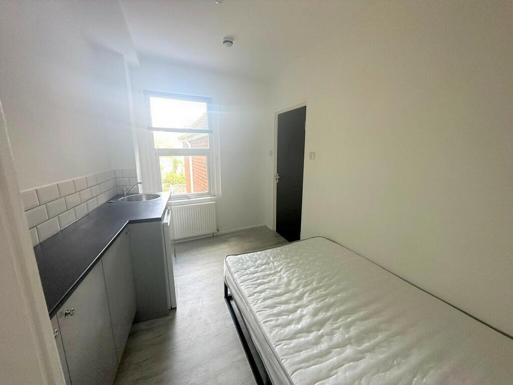 Additional image 6 of Everton Road, Yeovil