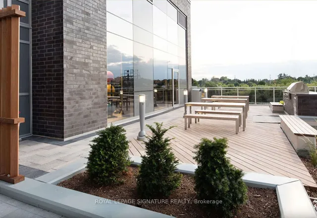 Additional image 15 of 275 Village Green Sq Unit 1223