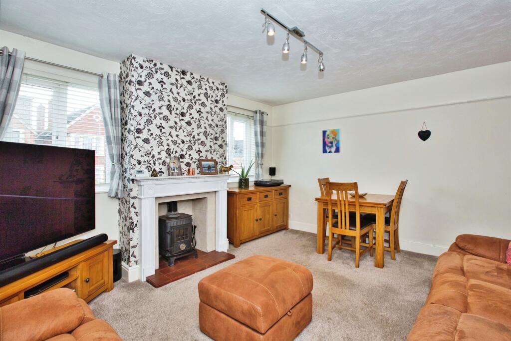 Additional image 19 of Grass Royal, YEOVIL