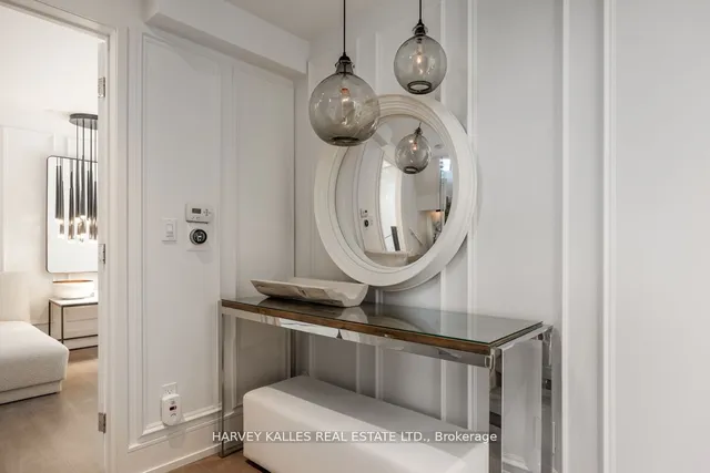 Additional image 13 of 90 Chatsworth Dr