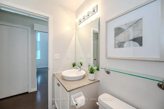 Additional image 16 of 410 King St Unit 220