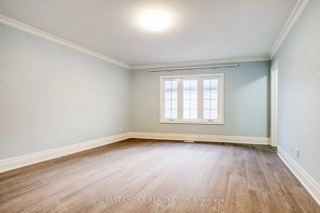 Additional image 32 of 43 Muir Dr