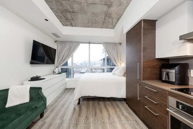 Additional image 19 of 1030 King St Unit 908