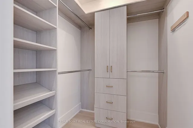 Additional image 23 of 15 Drury Lane