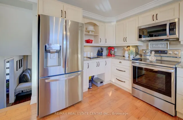 Additional image 19 of 47 Manor Dr