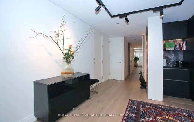 Additional image 4 of 1 Concorde Pl Unit 703