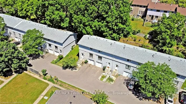 Additional image 29 of 648 Doon Village Rd Unit 10