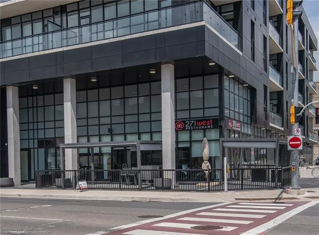 Additional image 4 of 60 Charles St Unit 1601